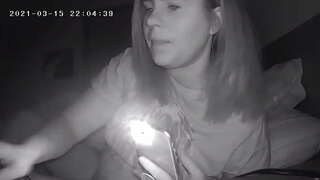 Buah dada Milf Memusnahkan Dia Clit pada Tidur Tersembunyi Cam