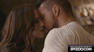 Slim Ilu Armastab Mängib Võõrastega