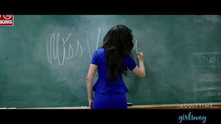 Mësuesi MILF Angela Bardhë Do të Studentëve