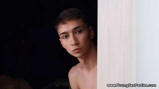 Young Sex Pihak - Lalajo eta jadi maranéhanana balik leres liar tunggang na beungeut jeung cock